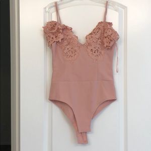 Fashionova mauve lace bodysuit